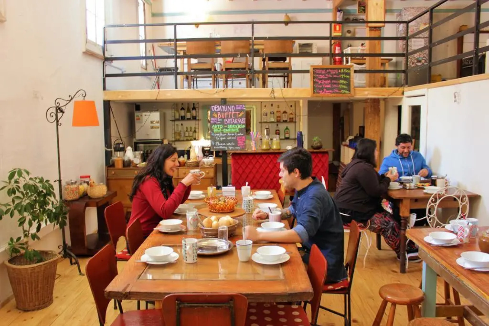 Casa Volante Hostal - Hostel