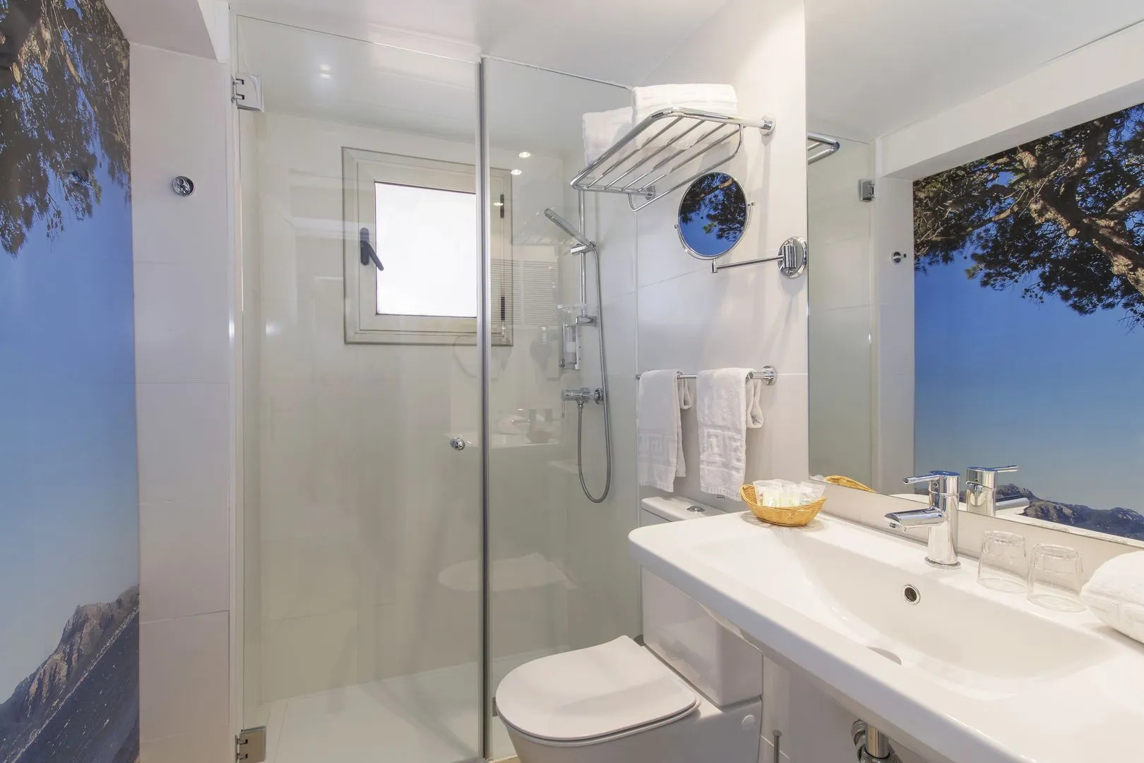 whala!beach Hotel & Apartments