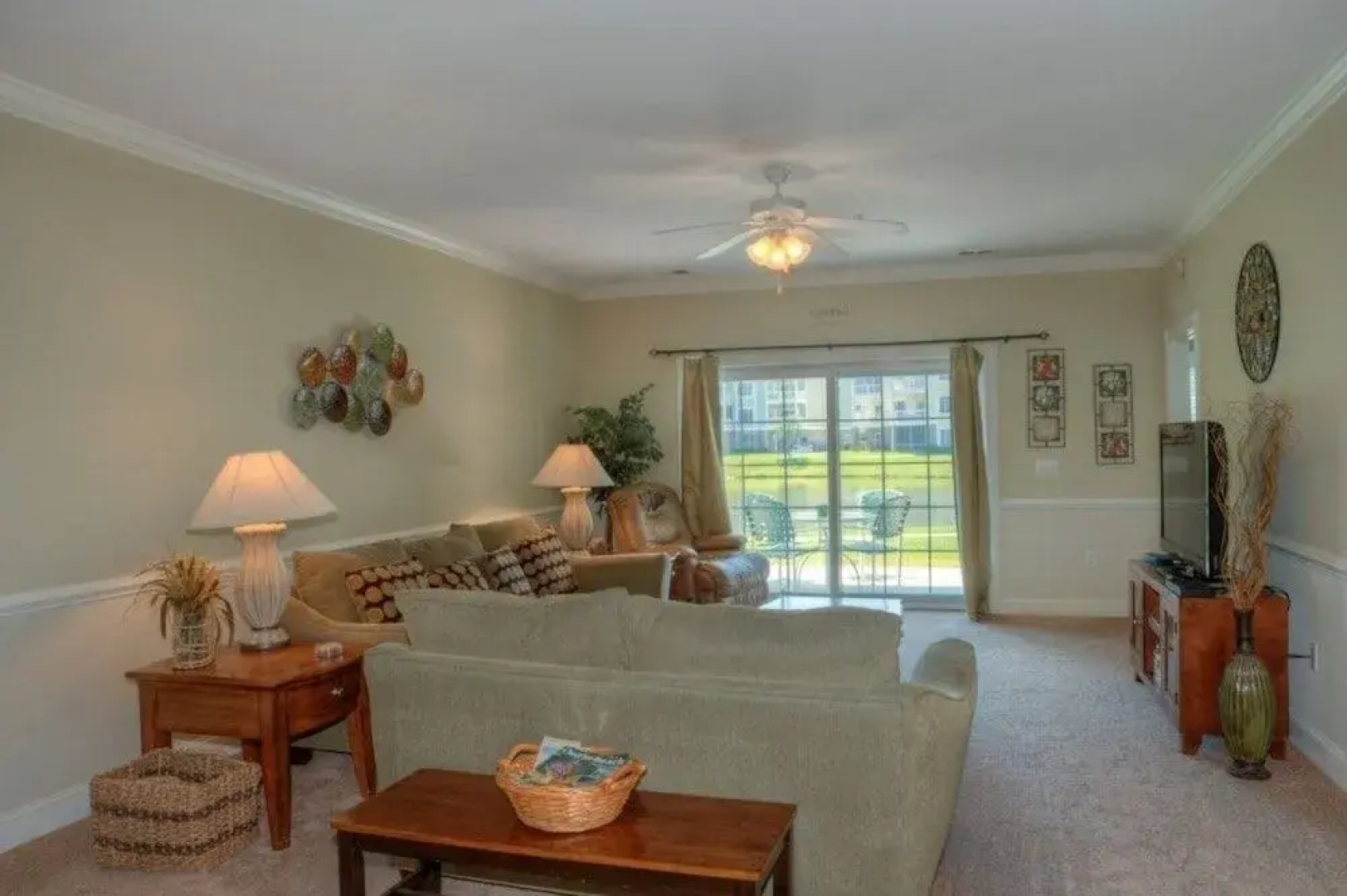 Magnolia Pointe 101 4811 3 Br condo by RedAwning