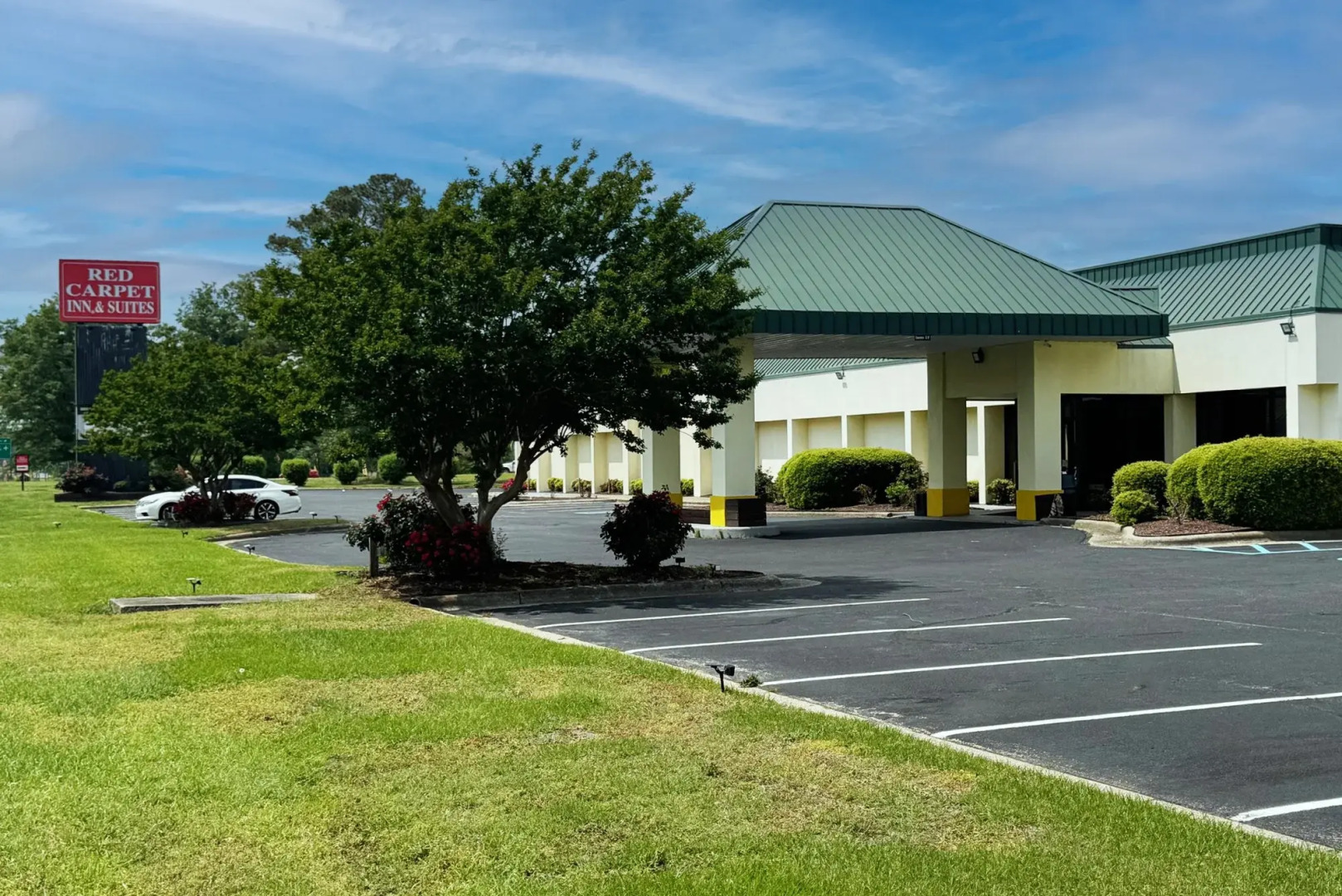 Red Carpet Inn and Suites Kinston NC