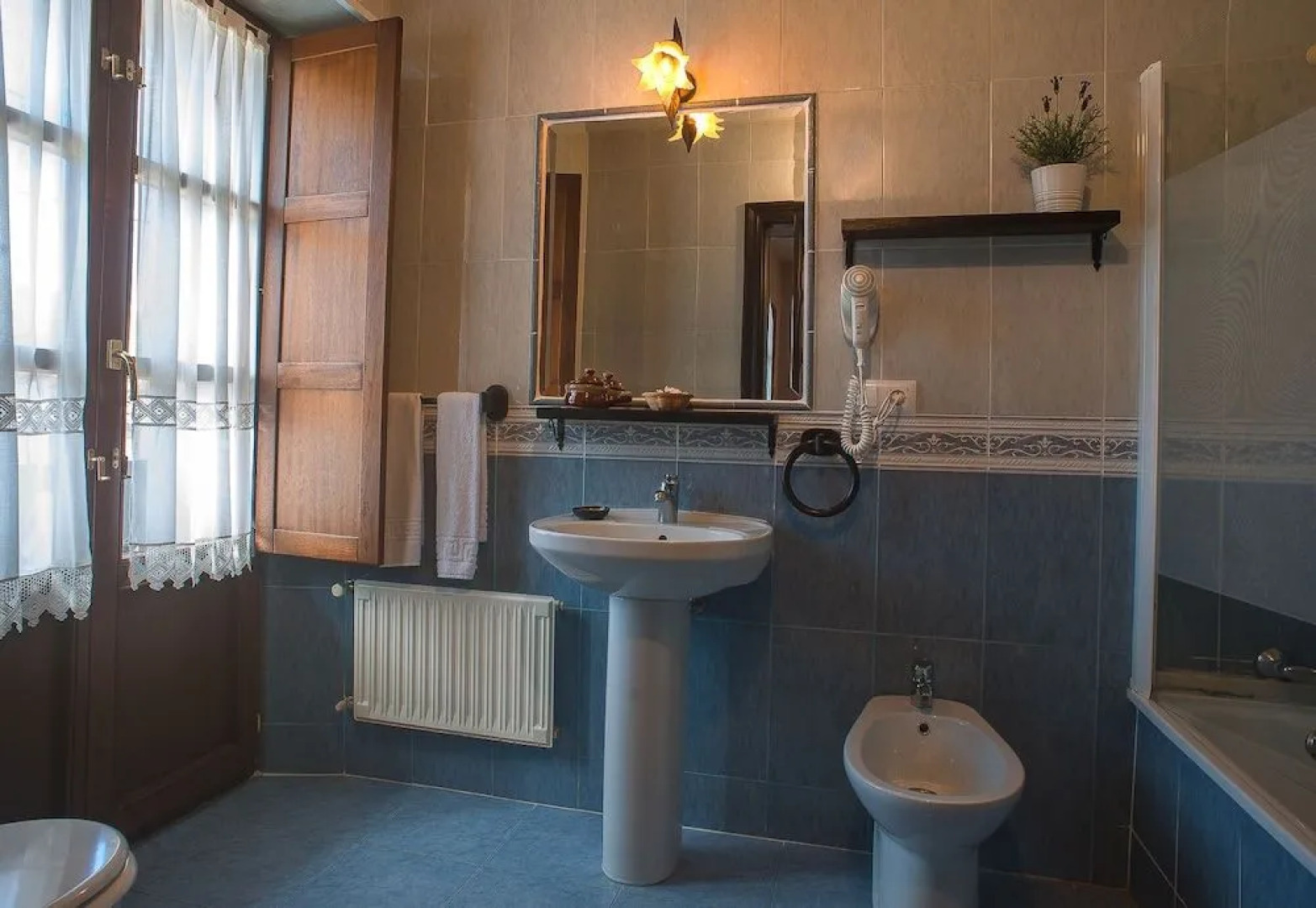 Hotel Corru San Pumés