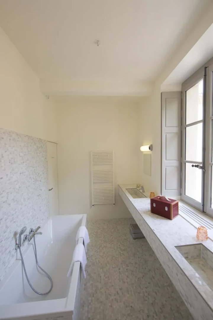 Hôtel de la Villeon - Hôtel 4**** - Bar - Jardins avec vues sur les vignobles - 50mns au sud de Lyon, en Ardèche