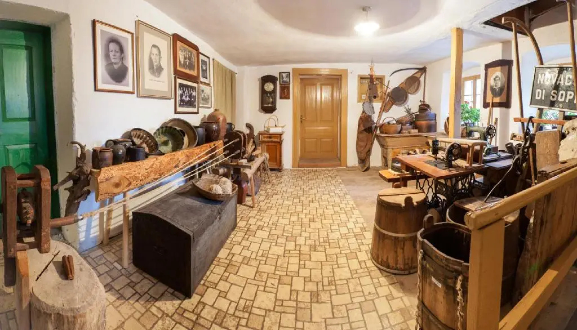 Apartments Bar Lovec