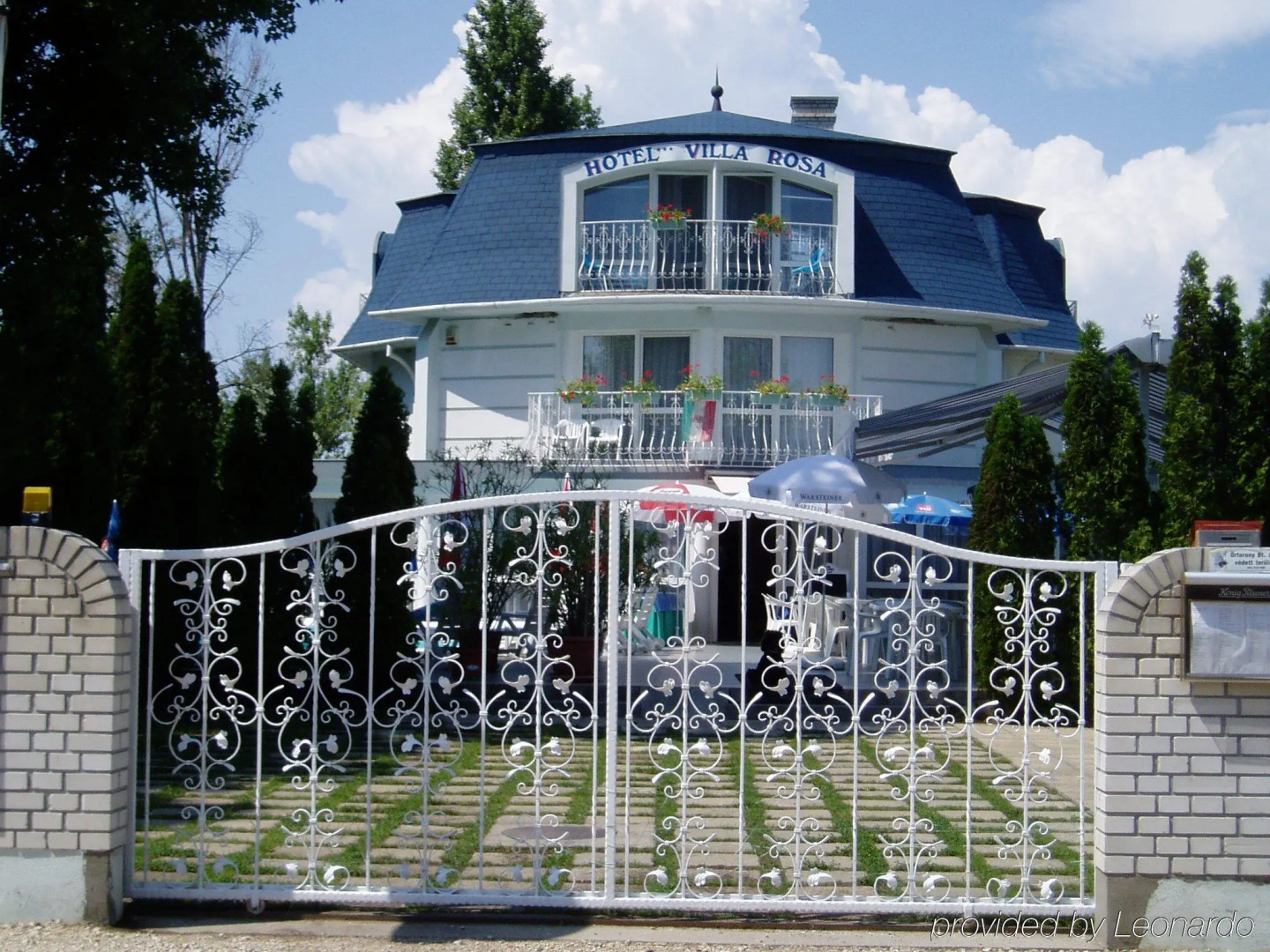 Villa Rosa Hotel
