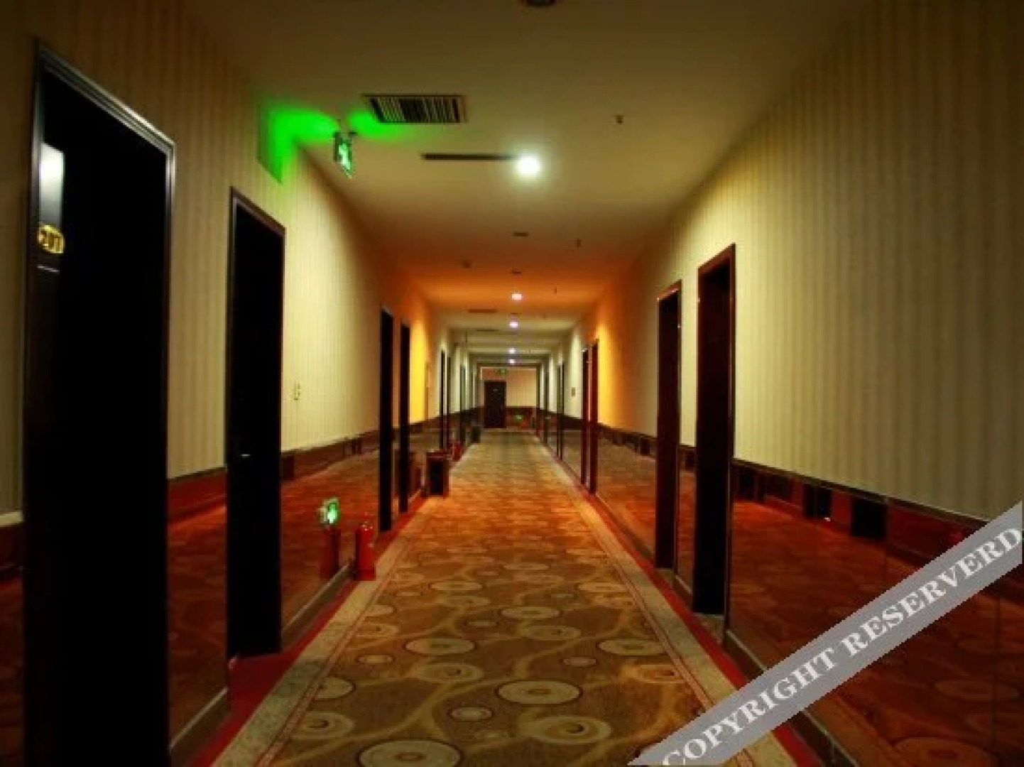 Xin Gang Business Hotel