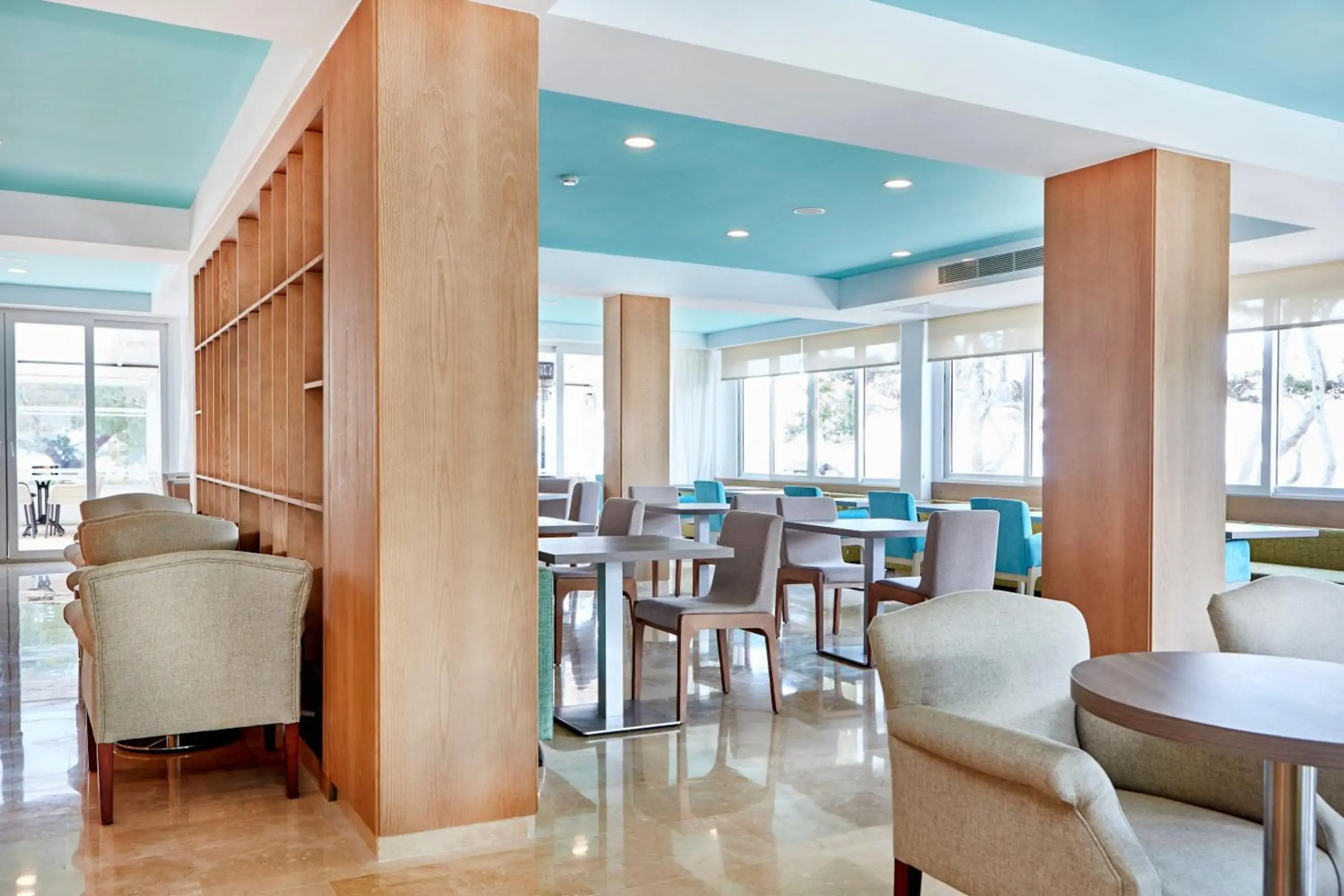 Universal Apartamentos Laguna Garden