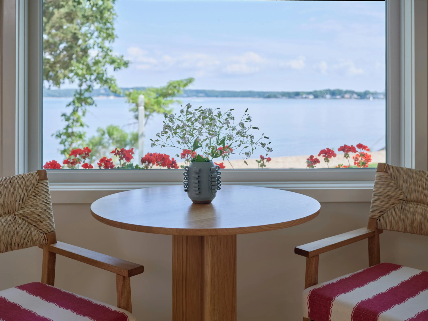 Silver Sands Motel & Beach Bungalows