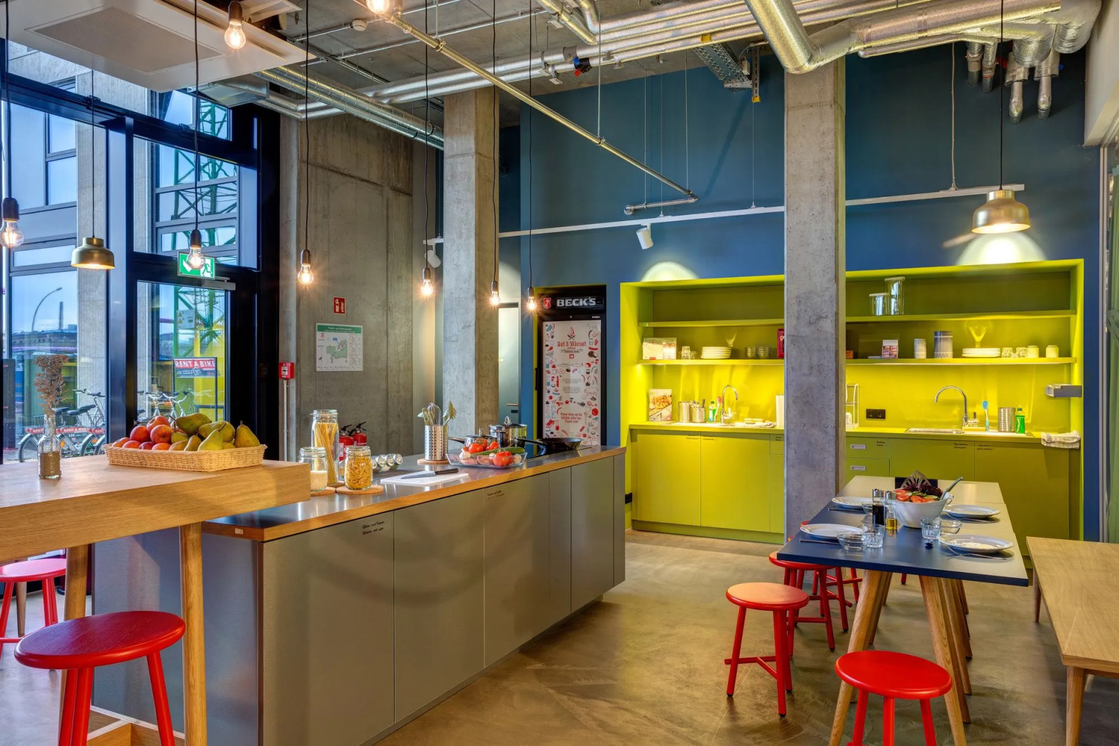 MEININGER Hotel Berlin East Side Gallery