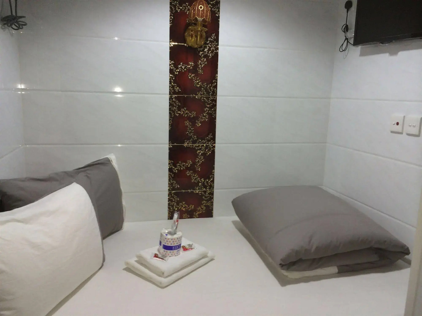 Отель Canada Inn