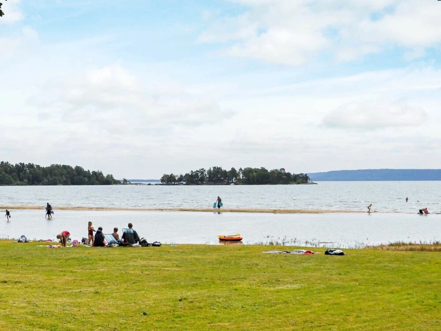 6 Person Holiday Home in Brålanda