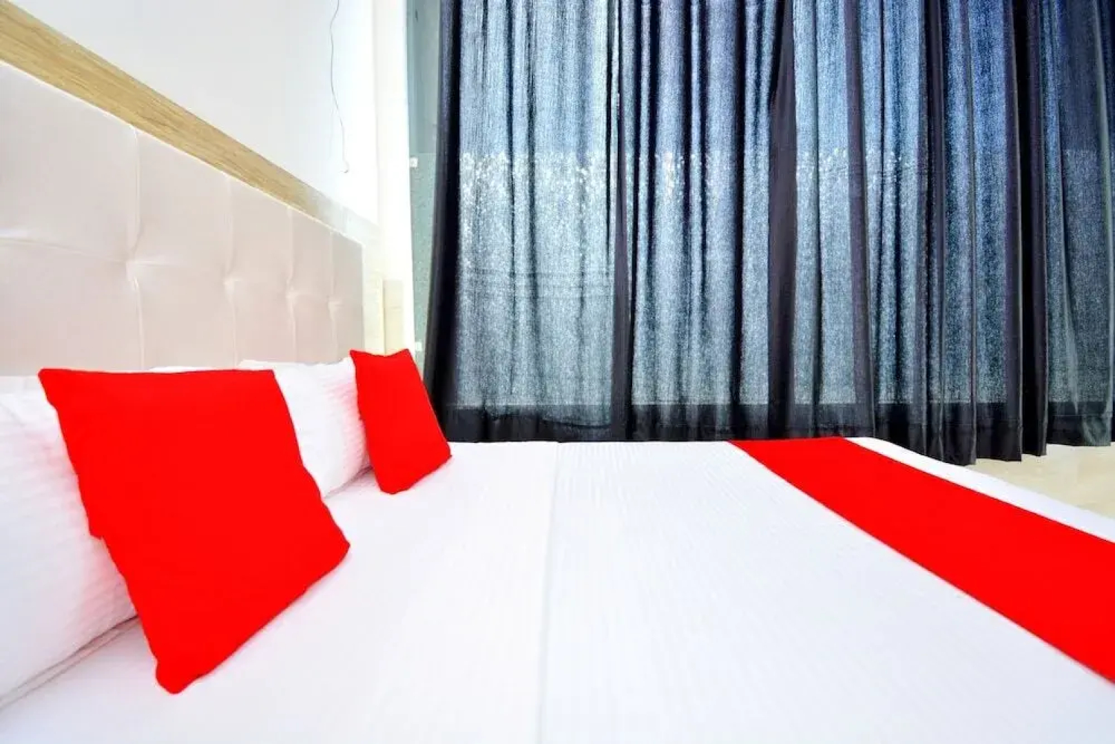 The Meridien by OYO Rooms