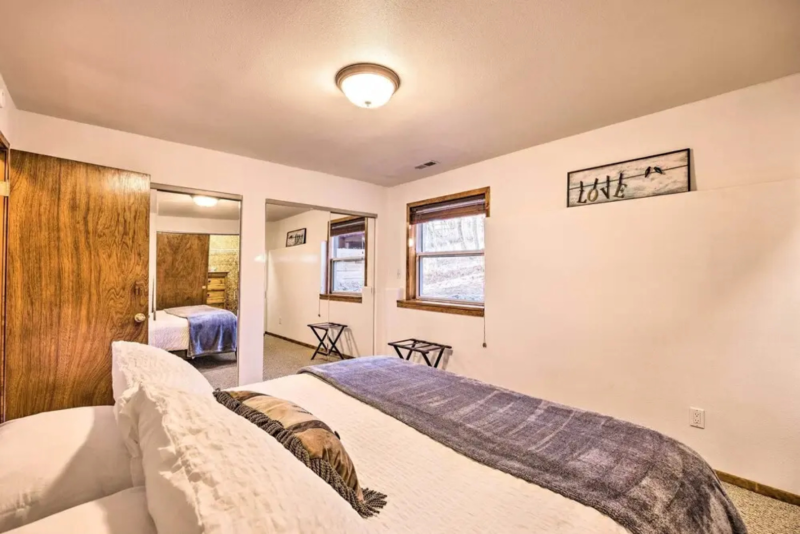 Monument Getaway w/ Hot Tub, 12 Mi to Usaf Academy