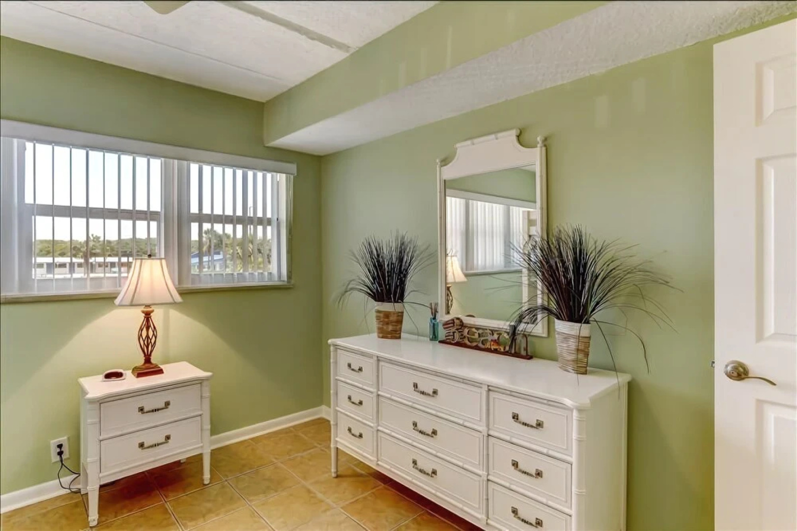 Amelia By The Sea 222 - 2 Br Condo