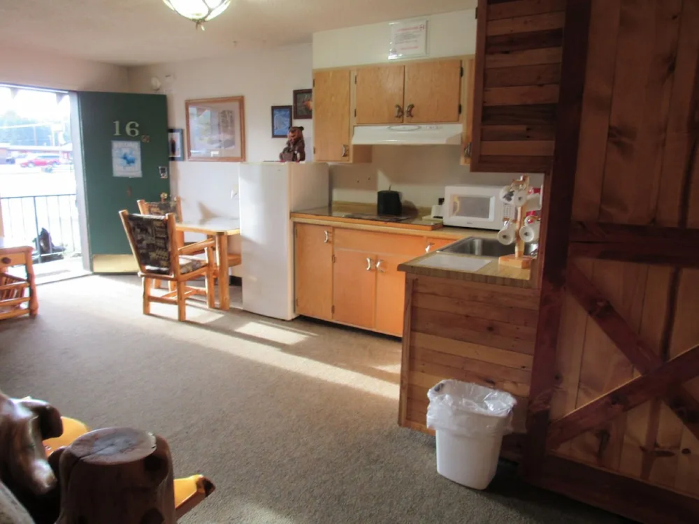 The Woodsman Country Lodge