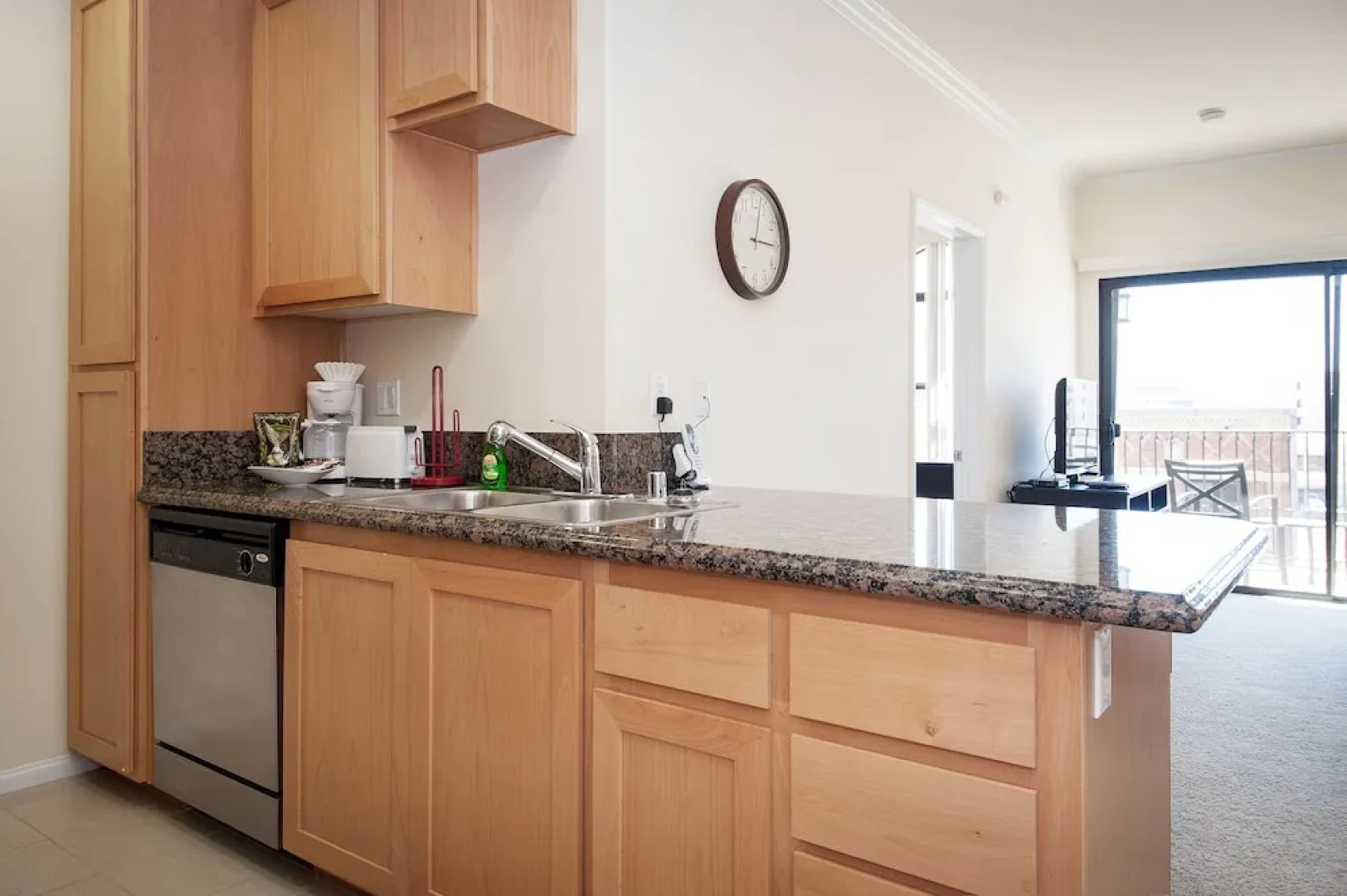 Sunshine Suites at 616 St. Paul