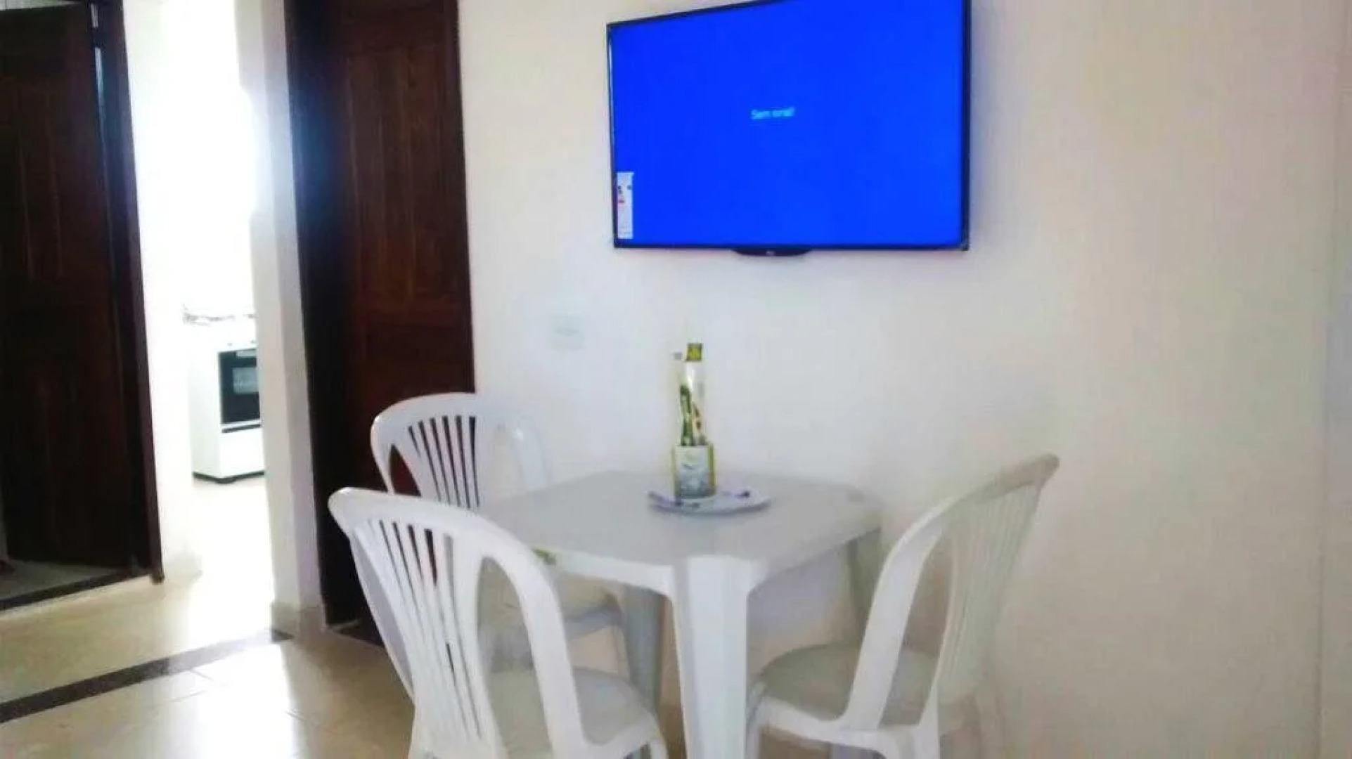 Silva Flats Residence