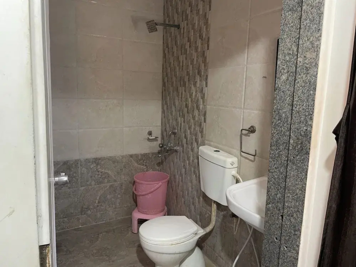 Hotel Narayan Executive Gujrat