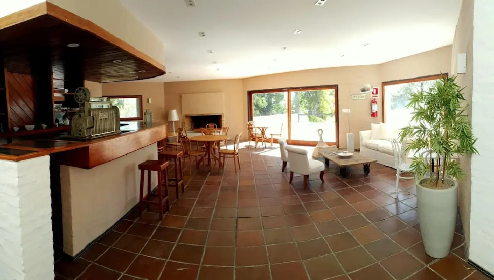 Hotel Club De La Barra