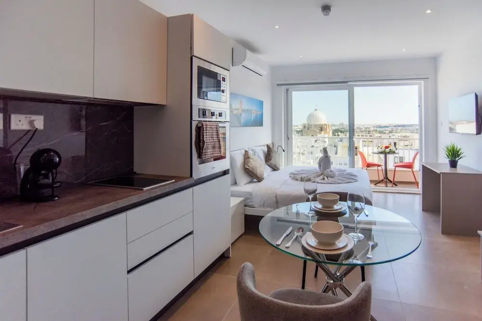 Orbis Boutique Studios by Holi