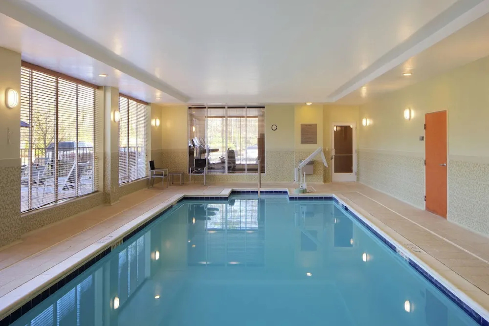 DoubleTree by Hilton Richmond Airport