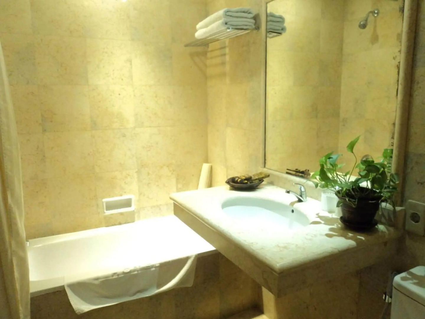 Narita Hotel Tulungagung