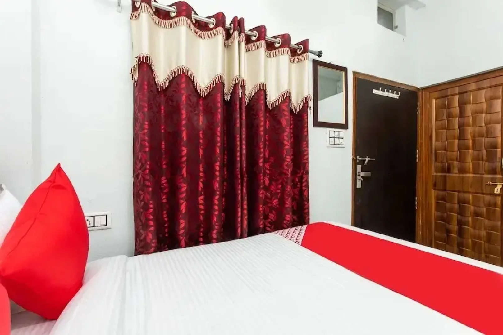 Hotel Shree Palace by OYO Rooms