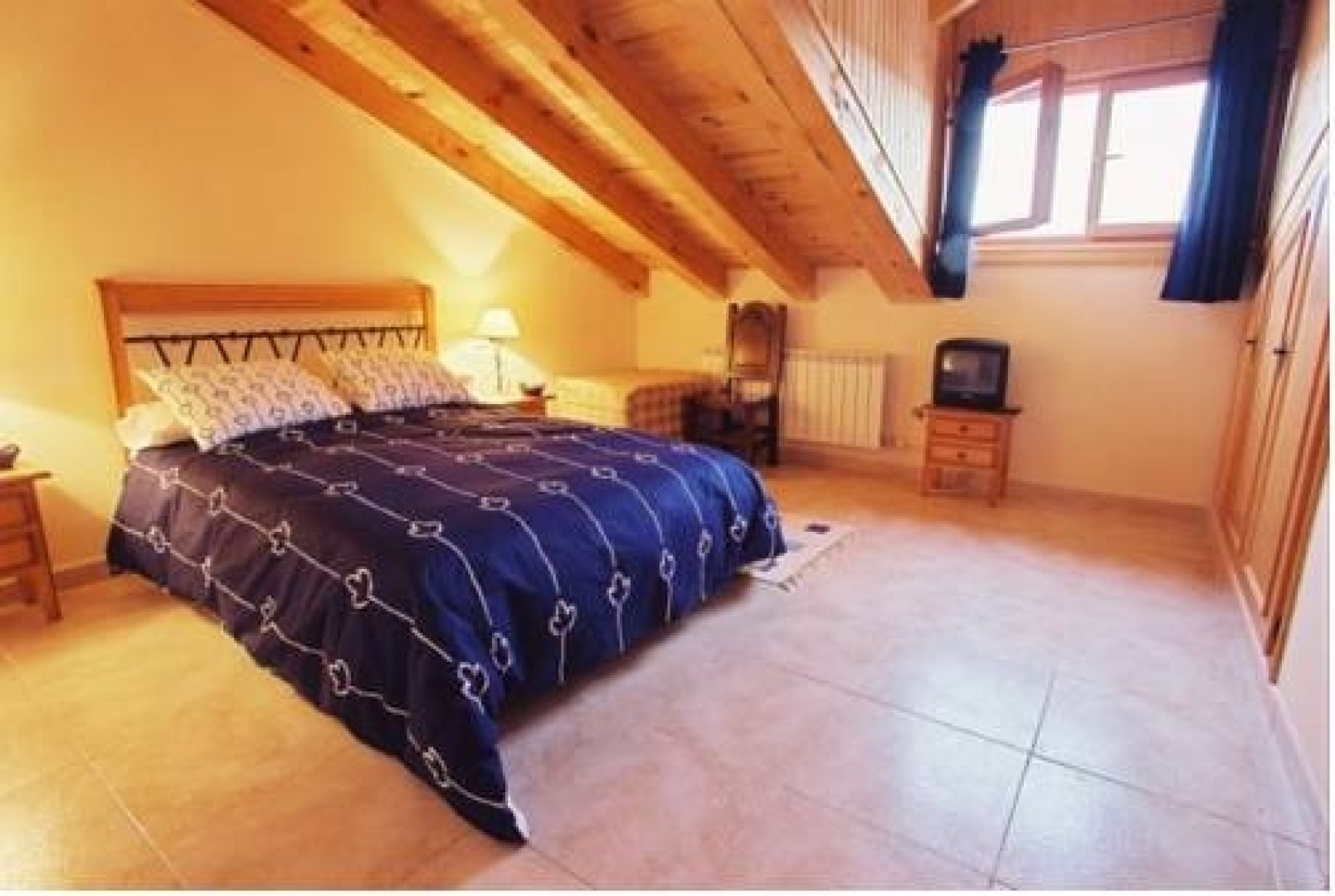 Hotel Rural Altogredos