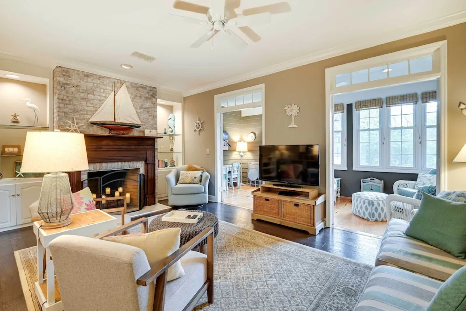 Charming Cottage Near Golf Courses & Marsh Walk!