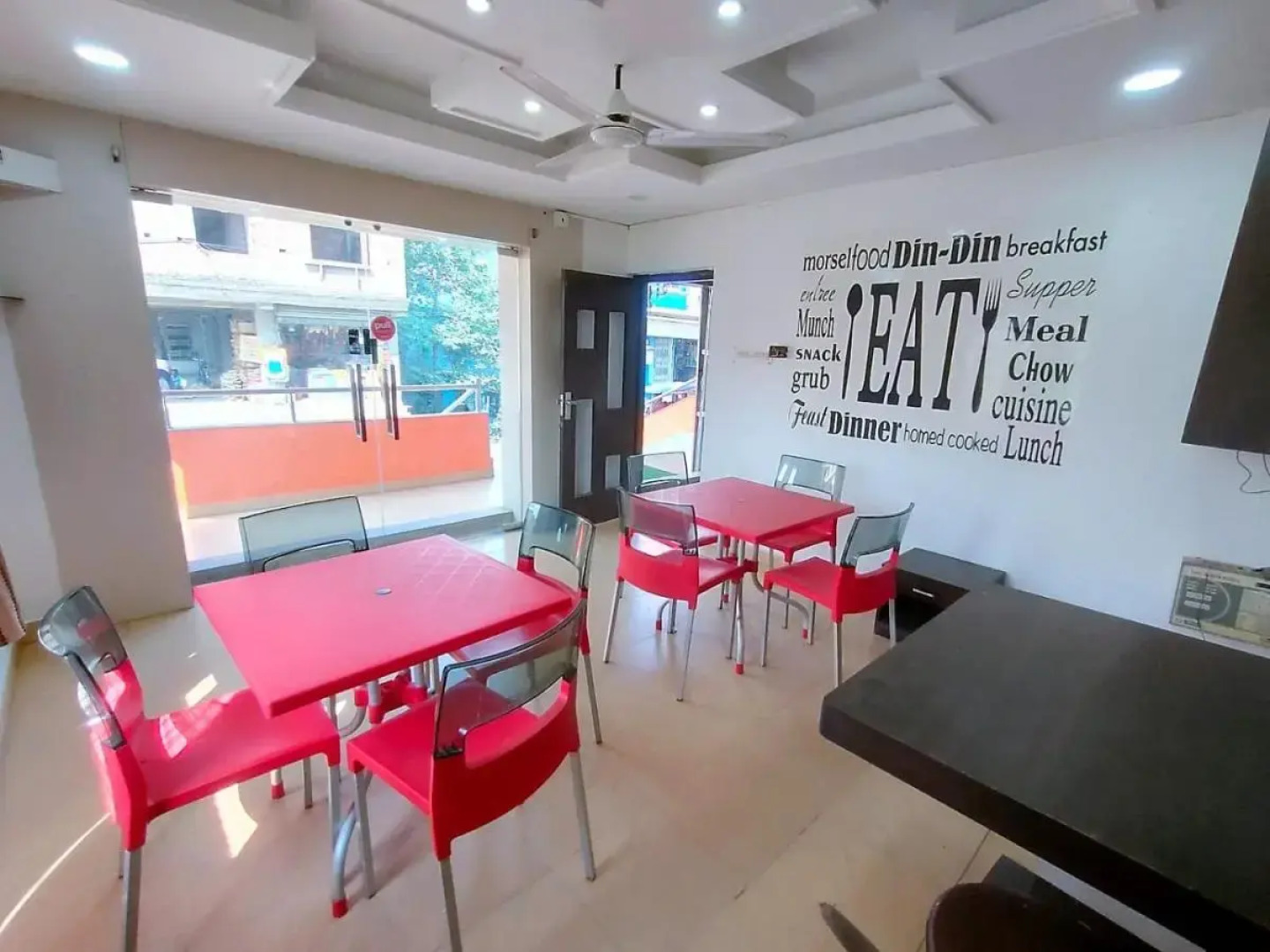 STAYMAKER Chakra Nayan Tara Sonu Inn