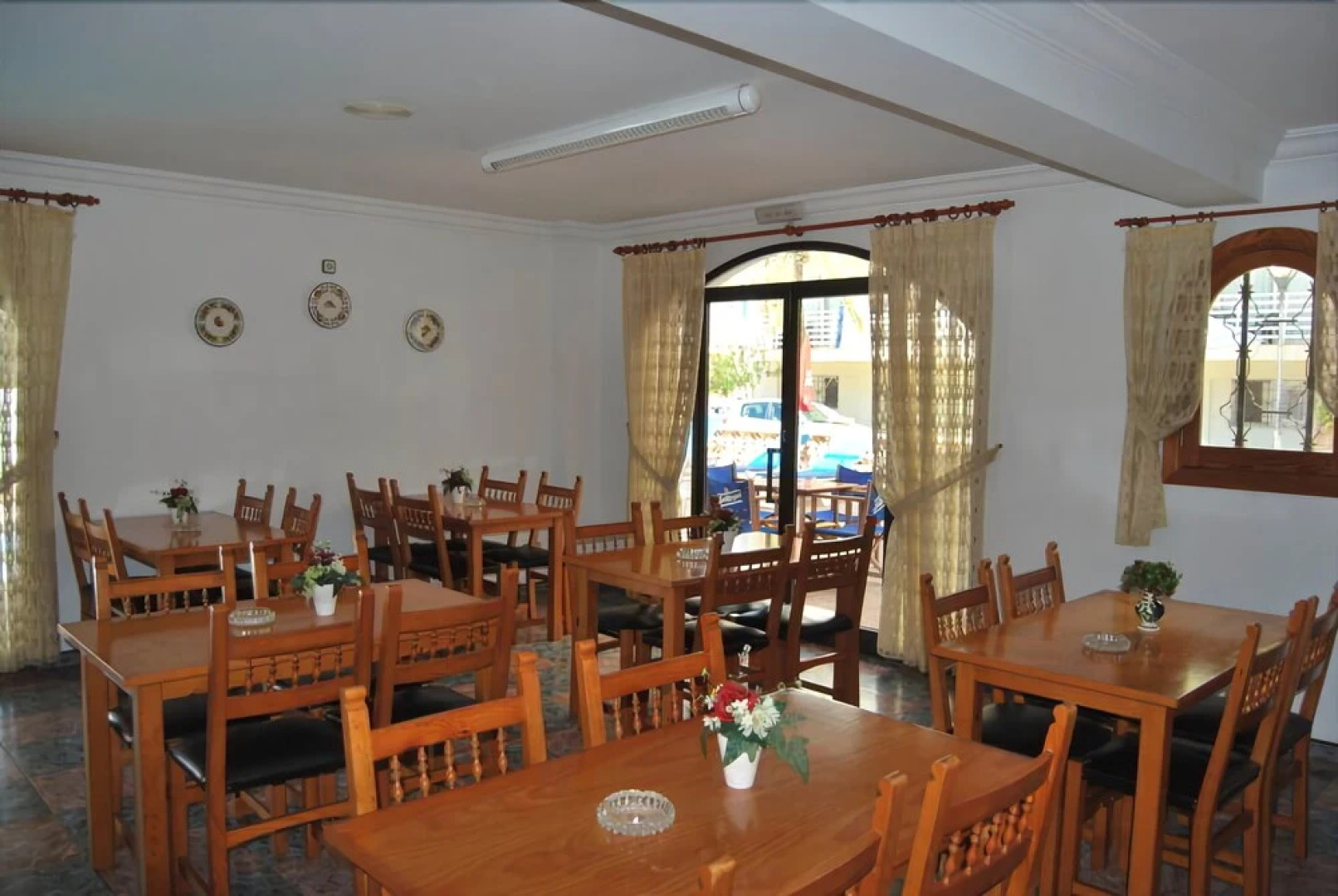 Bella Maria Apartments & Pool Club