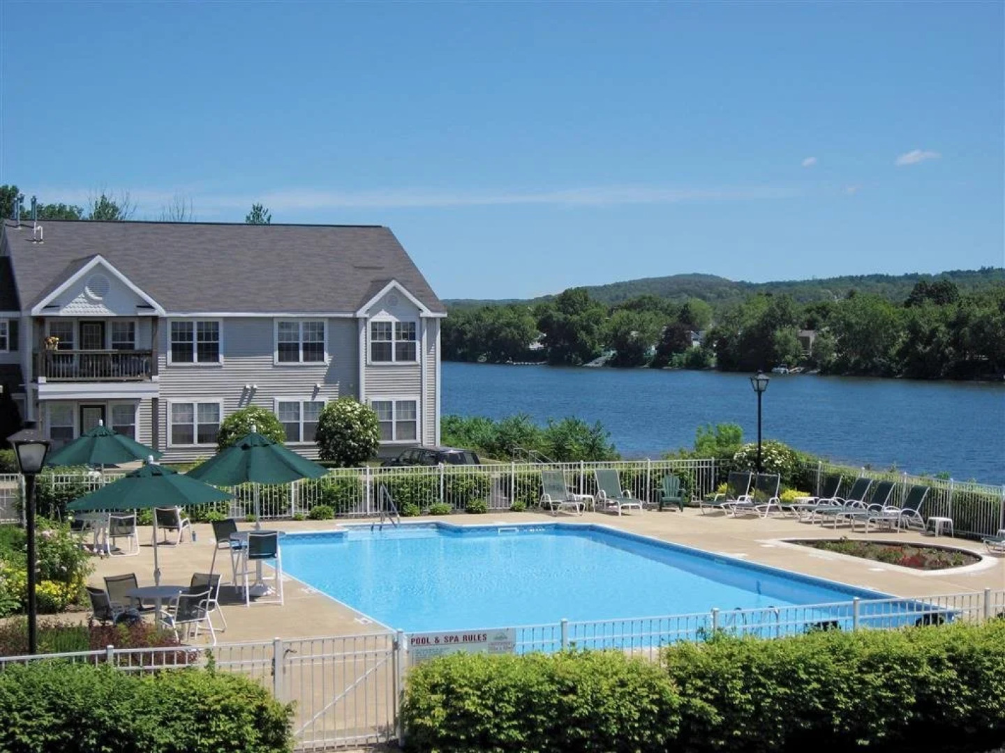 Execustay Riverwalk Hudson