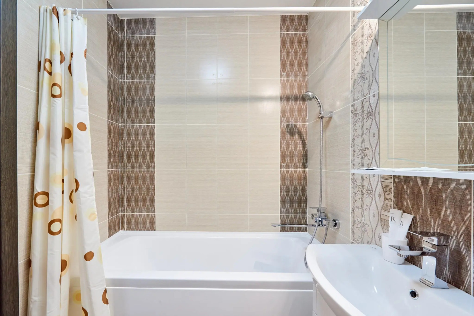 SutkiVIP (СуткиВИП)  на улице Бородина