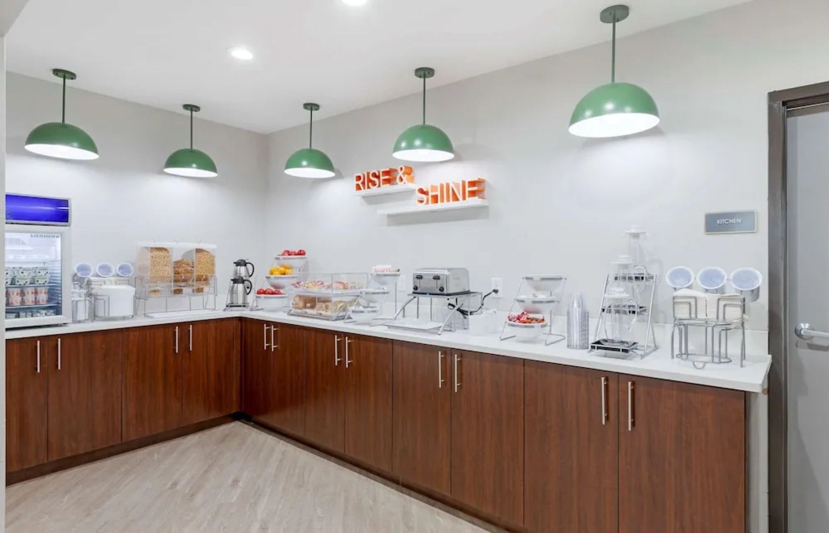 Super 8 Clawson/troy/detroit Area