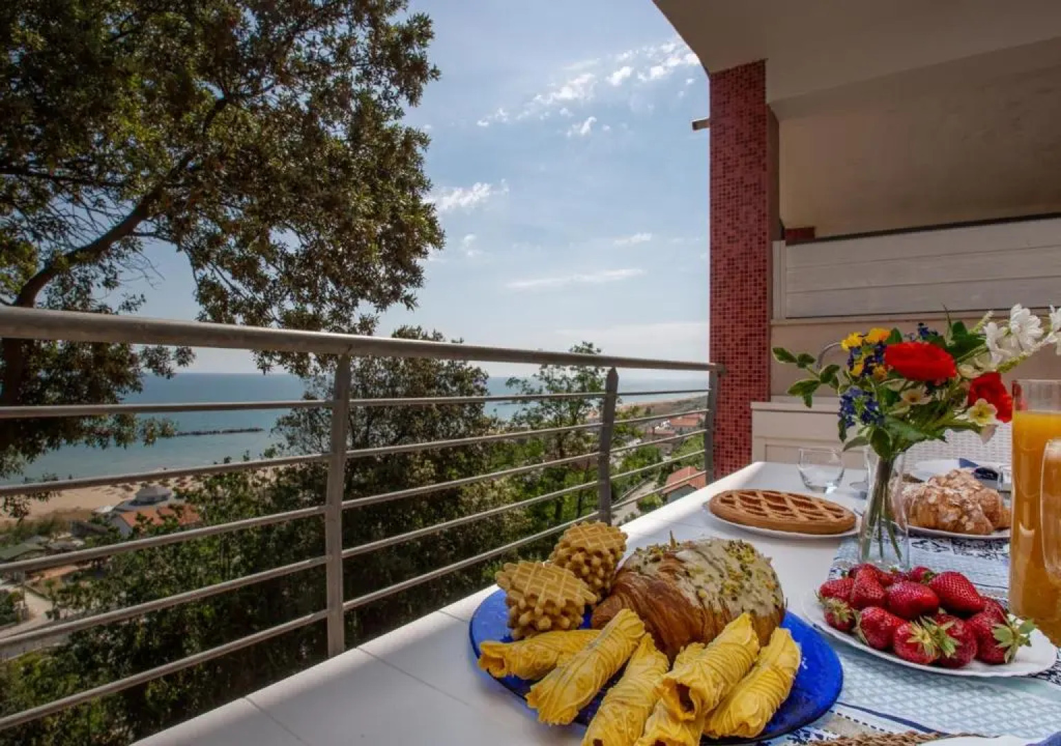 Amazing Apartment with romantic sea view