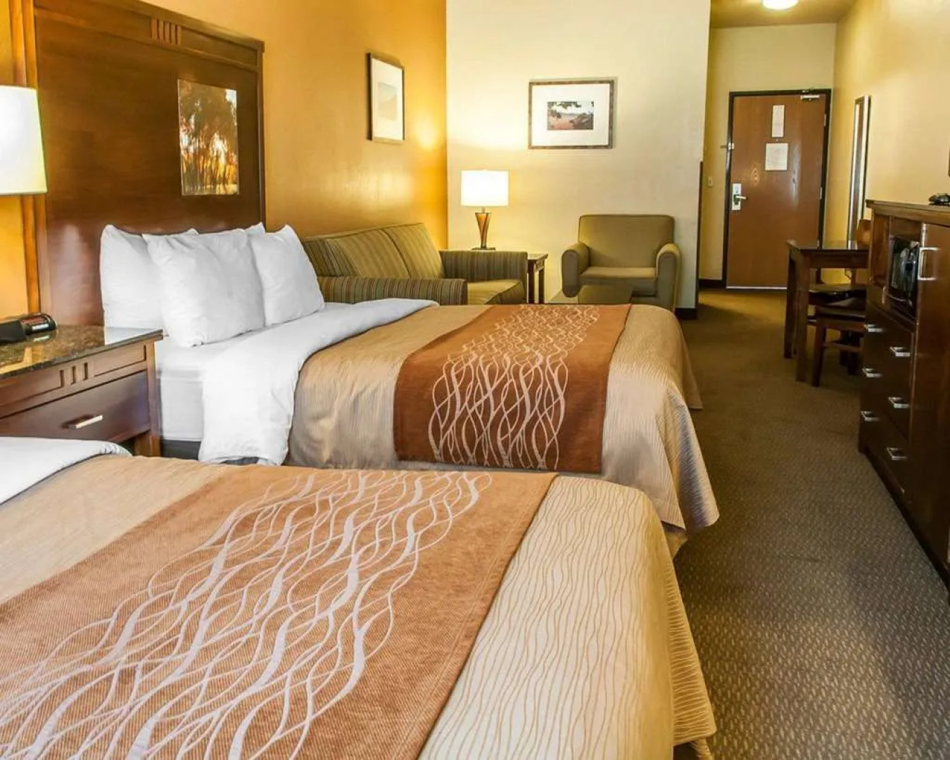 Comfort Inn & Suites Midtown