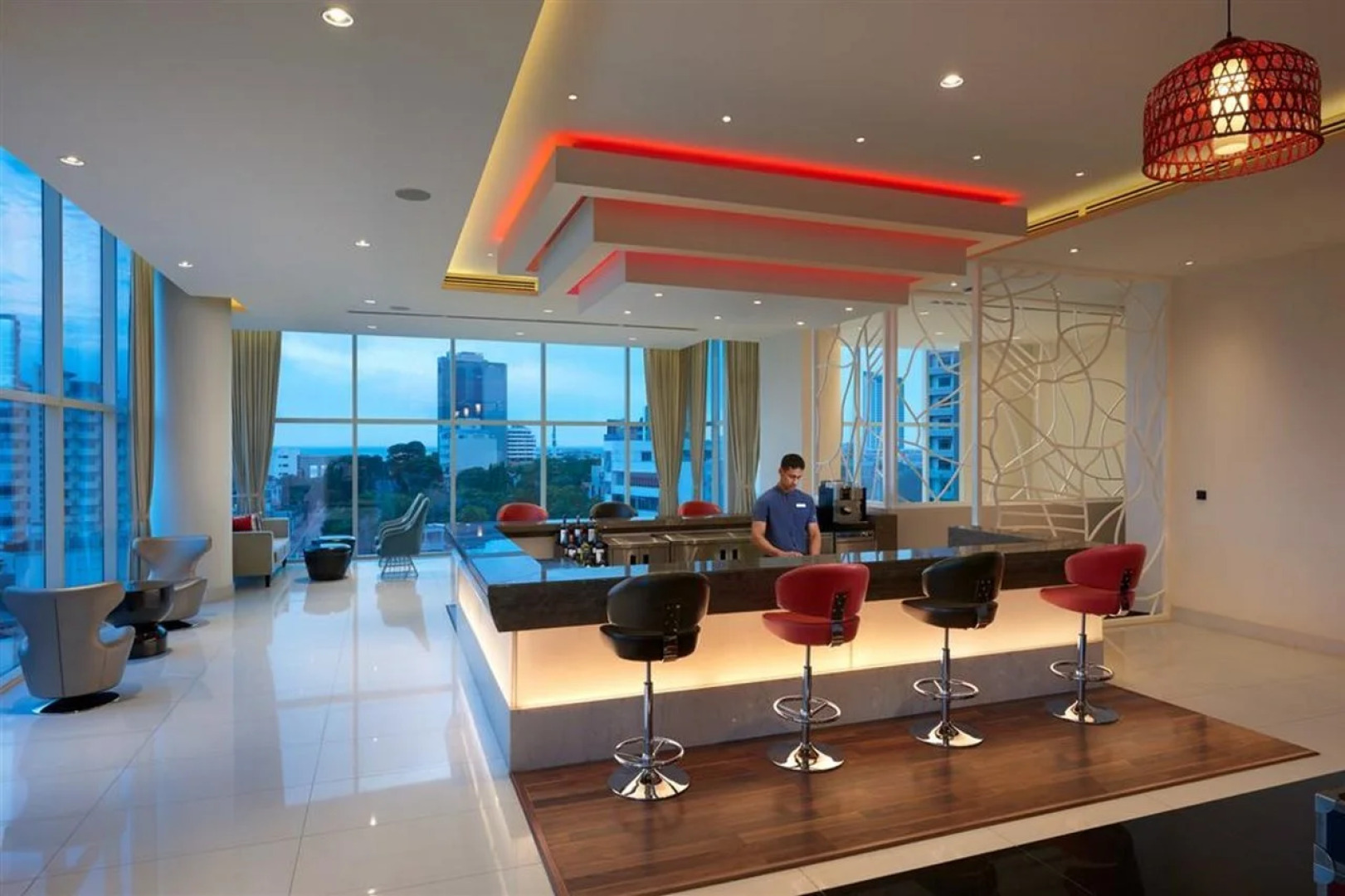 Cinnamon Red Colombo