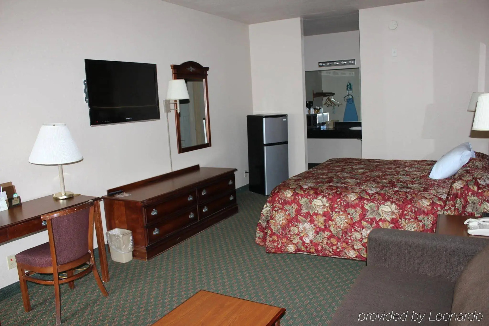 Lone Star Inn & Suites