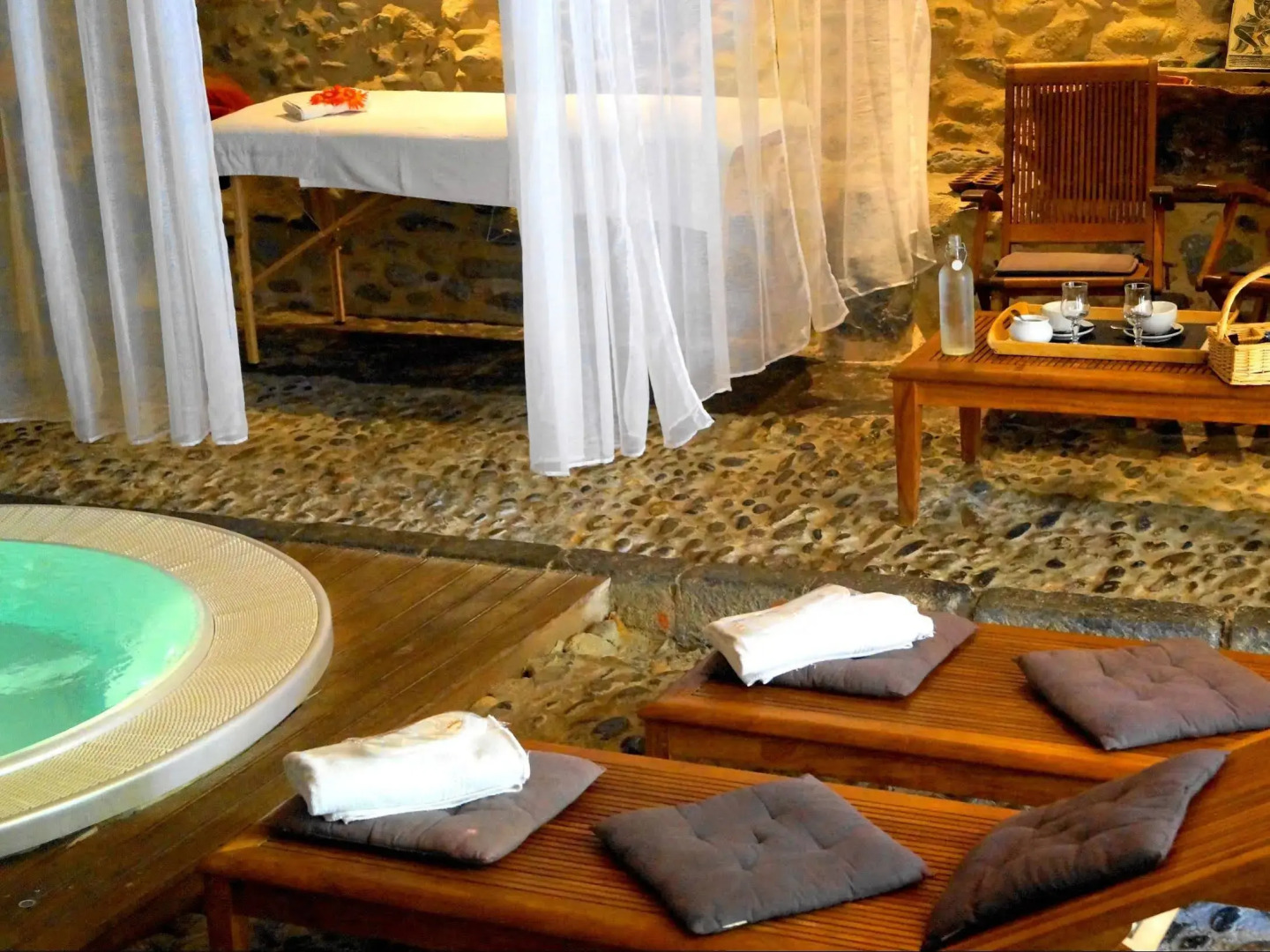 Hotel Logis - Chateau de Beauregard