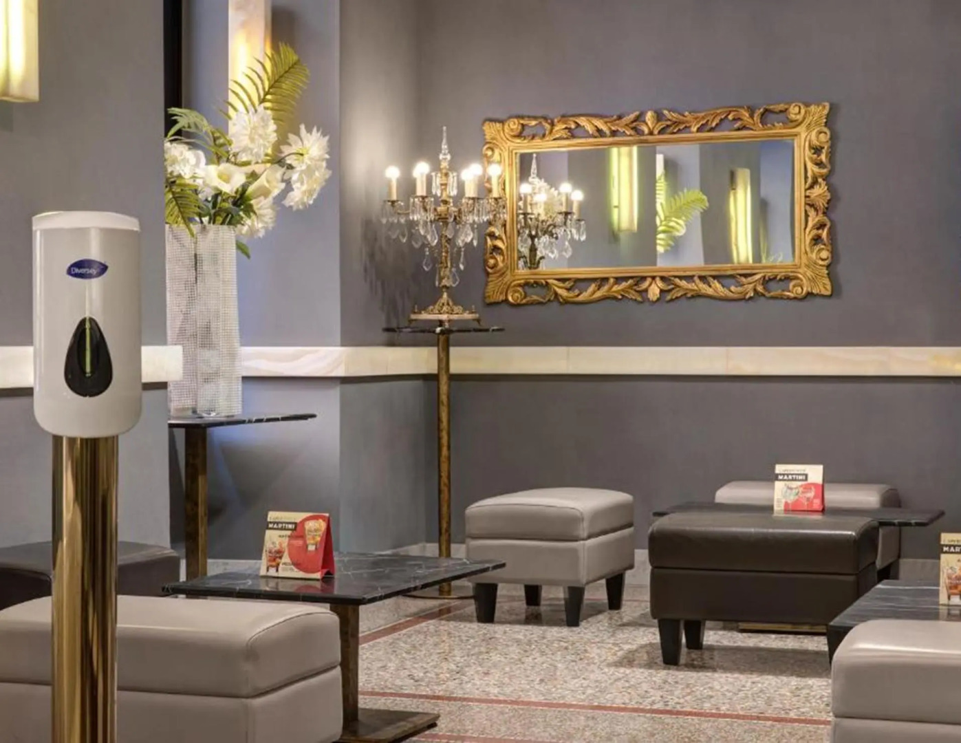 Отель Golden Tulip Rome Piram