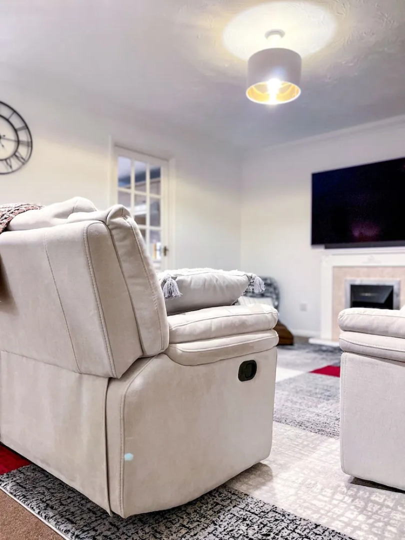 1-bed Apt, Sleeps 2, 20 min Walk to Centre