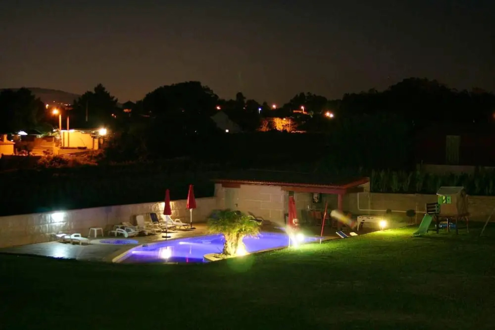 House With 4 Bedrooms in Sanjenjo, With Shared Pool, Enclosed Garden and Wifi