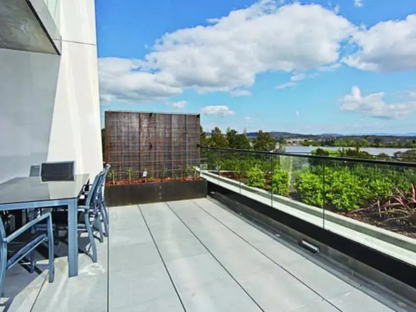 Accommodate Canberra- The Apartments Canberra City