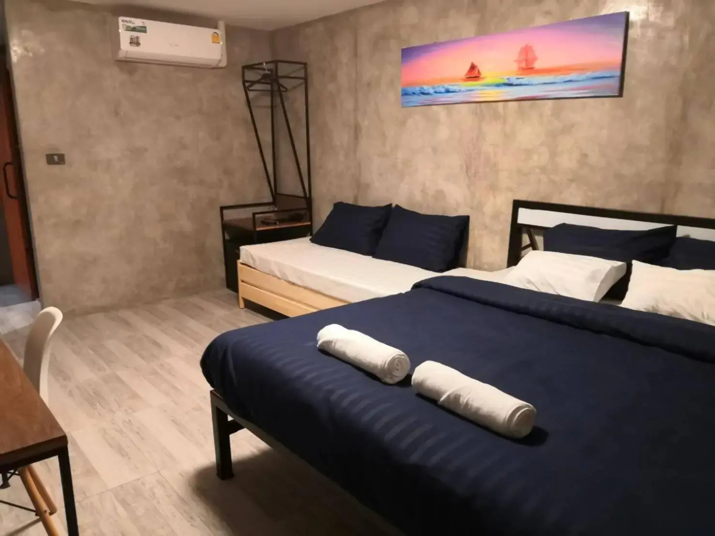 Phooree Boutique Hotel โรงแรมภูรีบูธีค