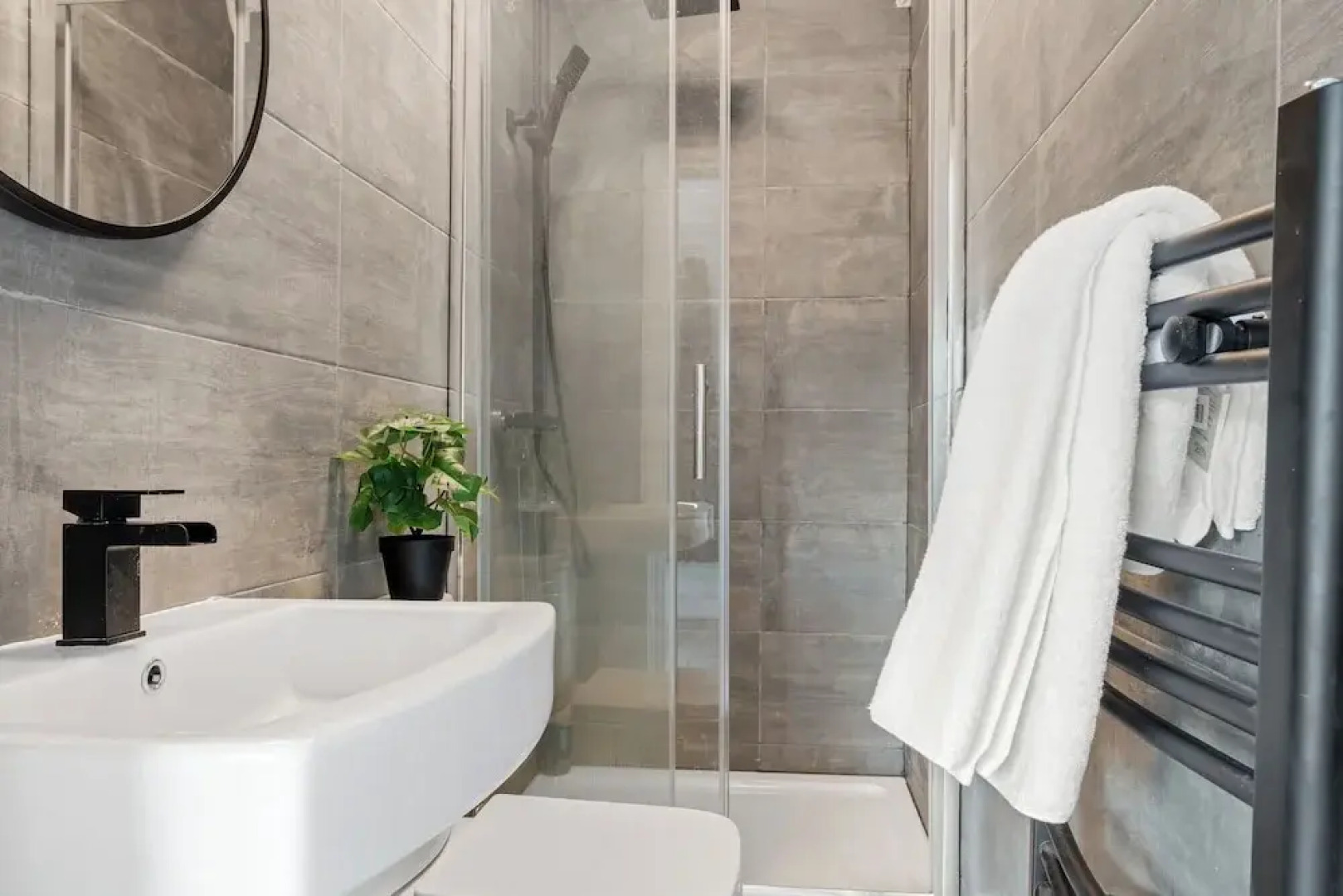 Isimi Luxurious House 4-bed in Alfreton Derby