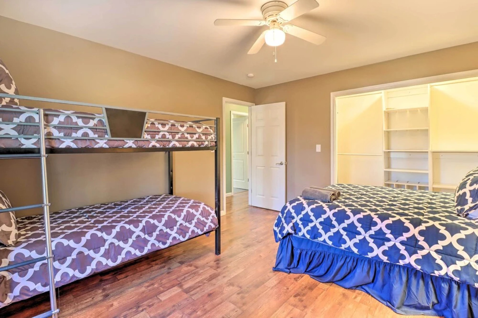 Hike & Swim: Family Home in Albrightsville!