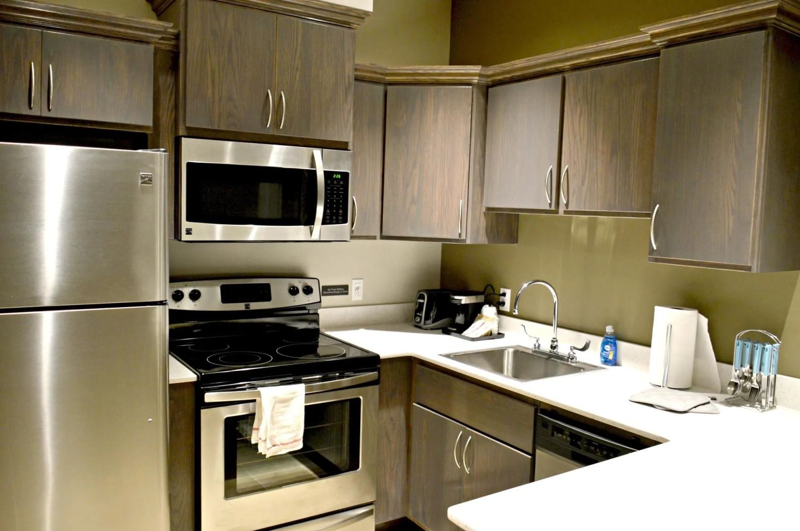 Best Western Plus Bolivar Hotel & Suites