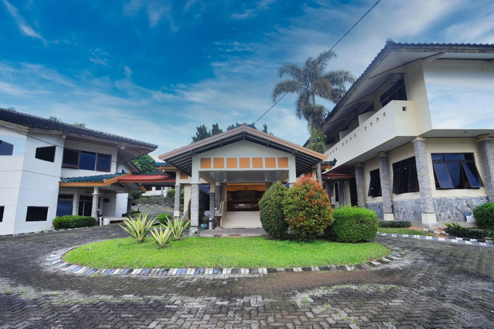 The Bandungan Hotel & Convention