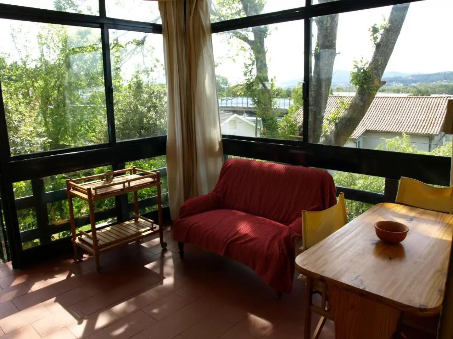 VNC13V4, encantadora casa e piscina, vista rio Min