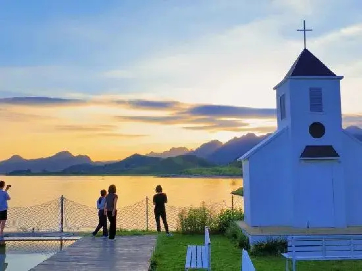 Xi Yan Xiao Zhu Homestay