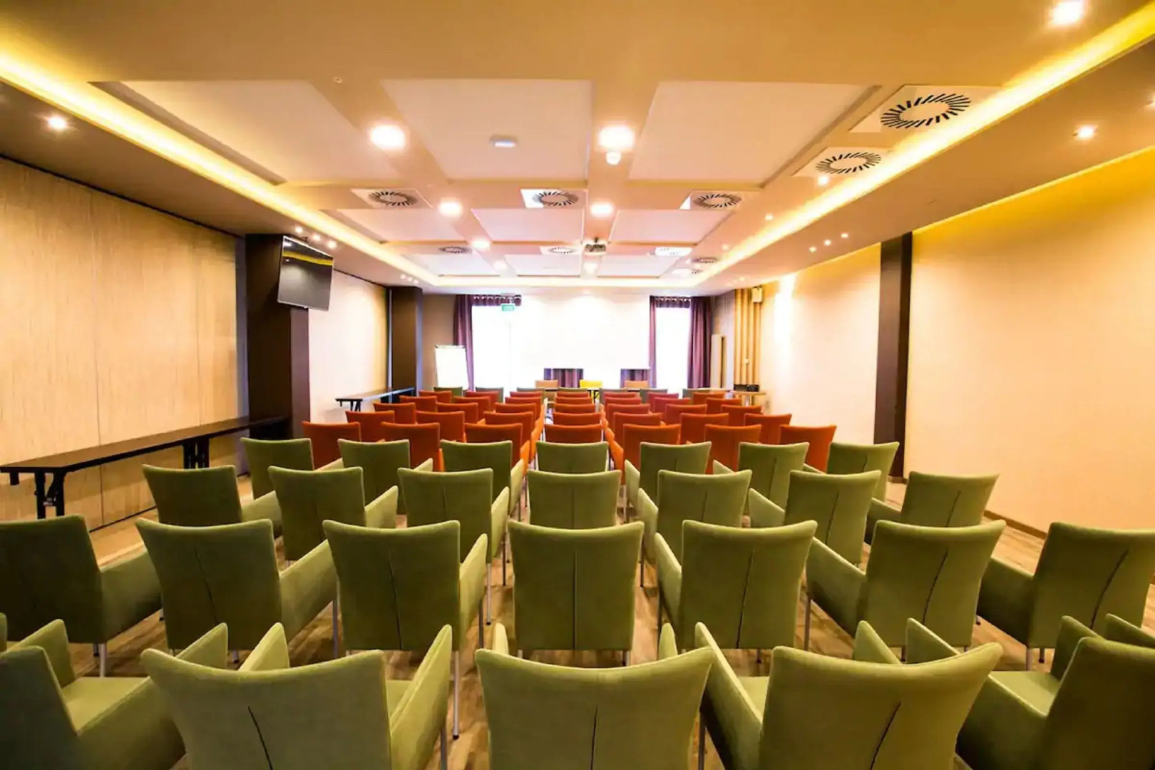 Mineral Hotel Malinowy Raj